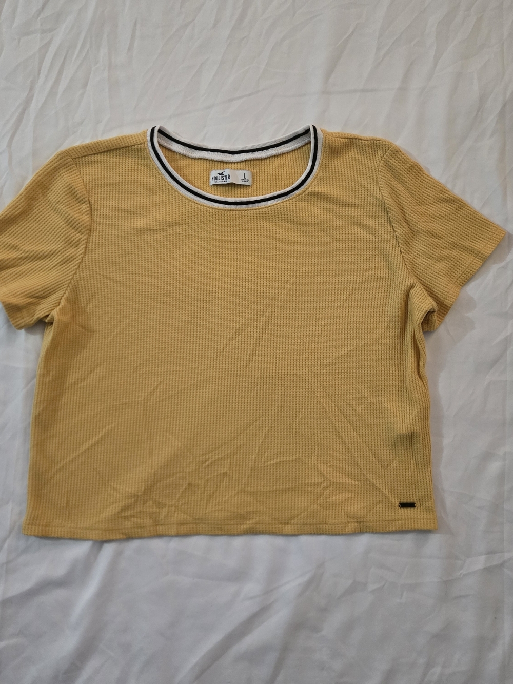 Hollister Yellow Short Sleeve Ribbed Tee with Contrast Trim